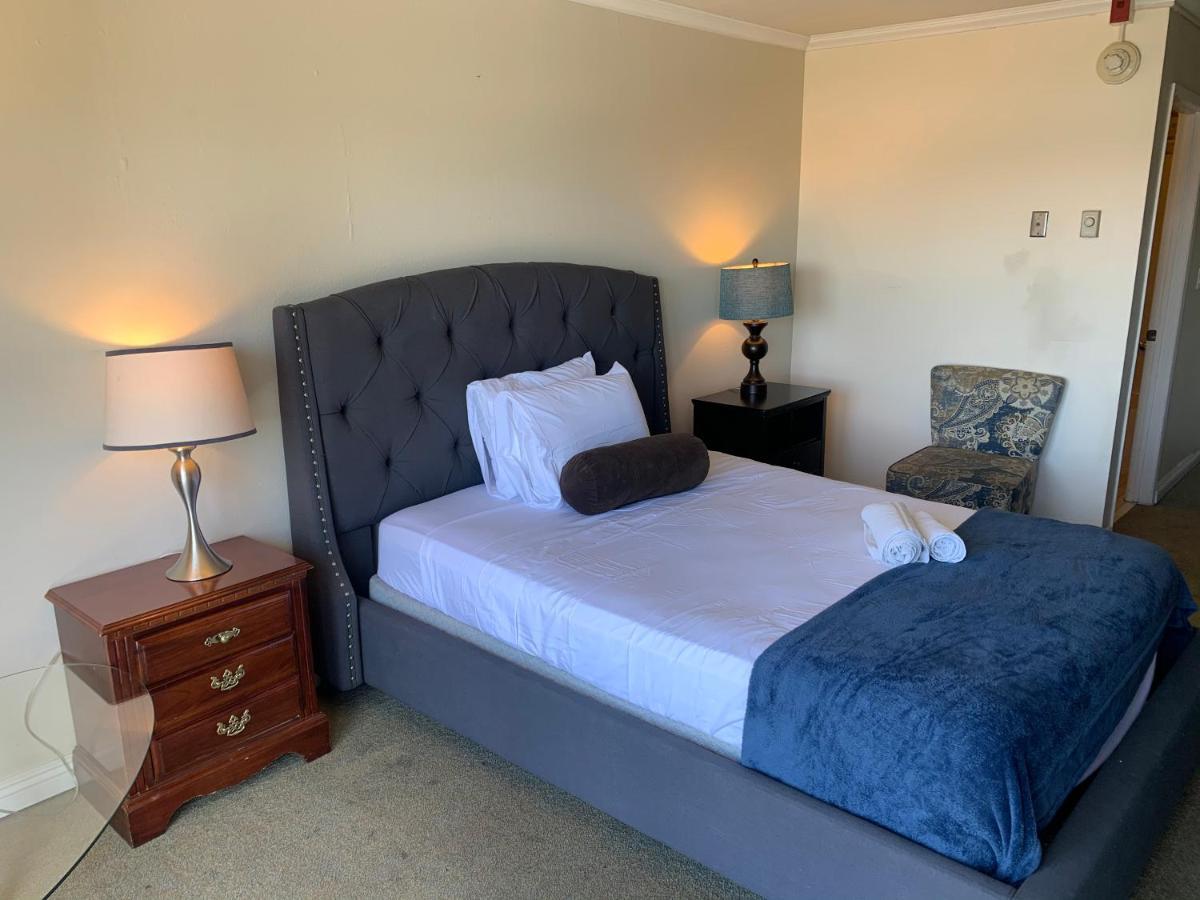 Relaxed Unit With Bath 5* Los Angeles